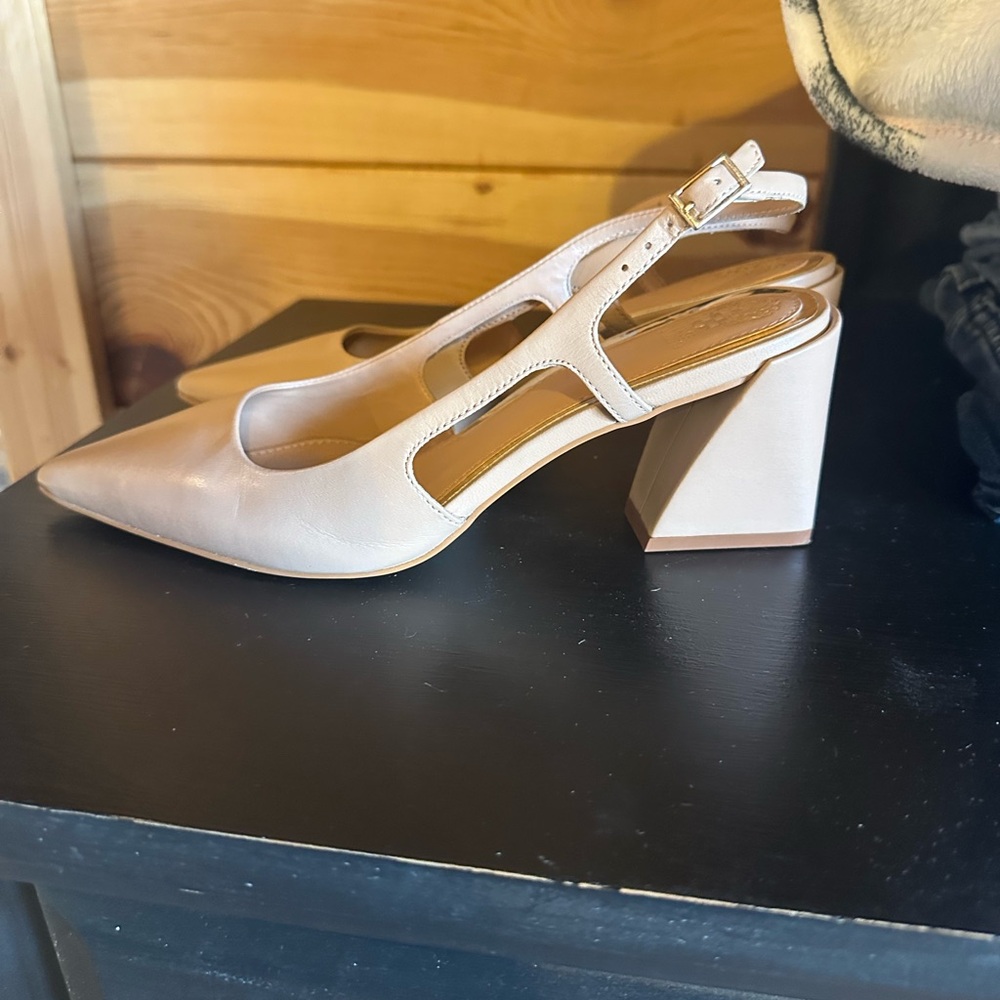 Vince Camuto Cream Pointed-Toe Slingback Heels